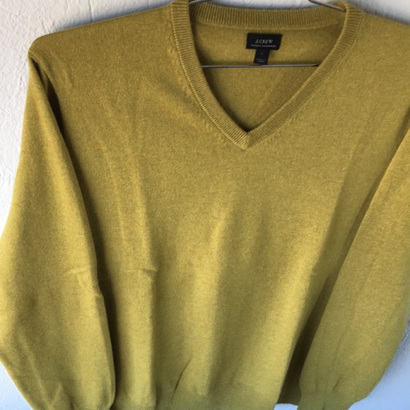 J. Crew 100% Italian Cashmere V Neck Sweater Lime - Picture 5 of 8